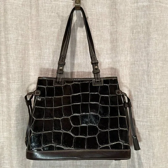 Dooney & Bourke Croc Embossed Double Strap Tassel Shoulder Bag Keychain Dust Bag - Picture 4 of 16